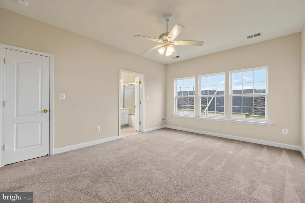 13013 SAINT CLAIR ROAD Clarksburg, MD 20871