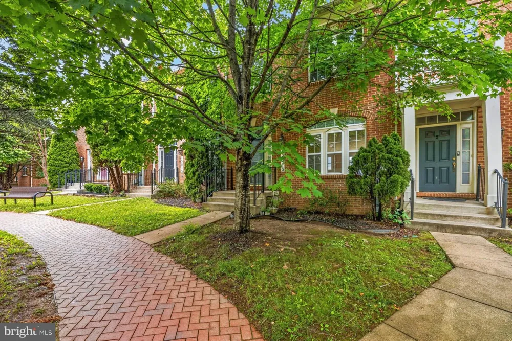 13013 SAINT CLAIR ROAD Clarksburg, MD 20871
