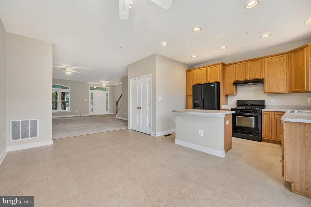 13013 SAINT CLAIR ROAD Clarksburg, MD 20871