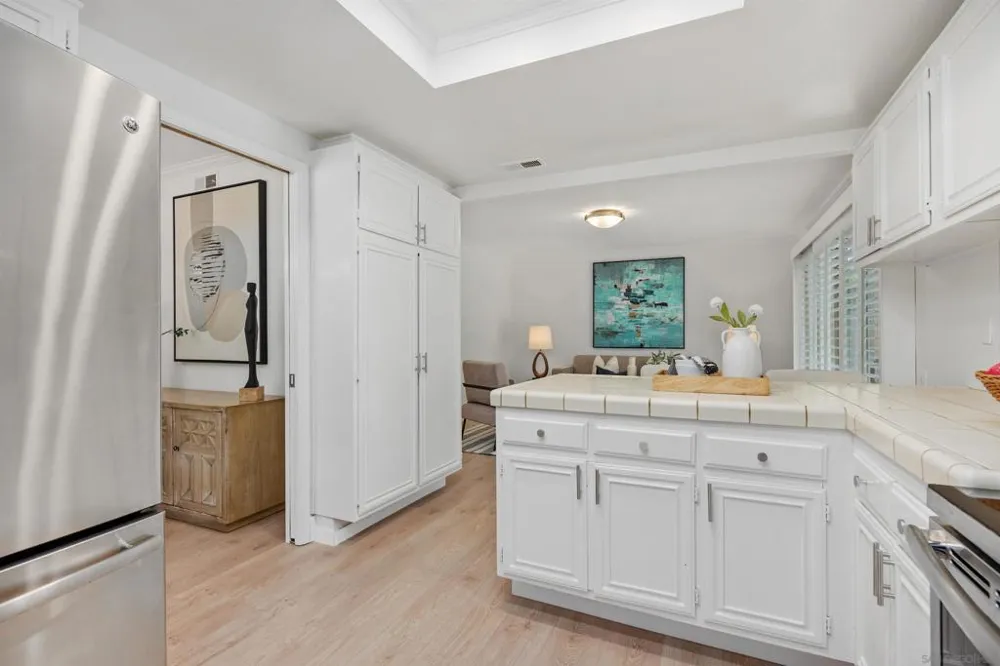 2286 Caminito Preciosa Norte La Jolla, CA 92037
