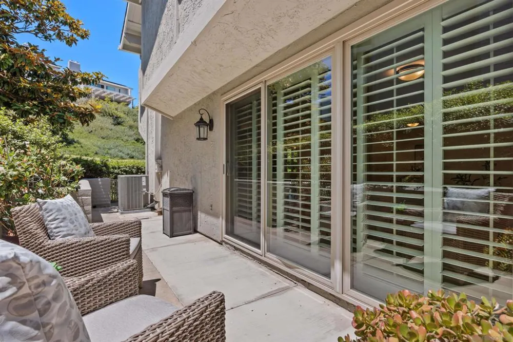 2286 Caminito Preciosa Norte La Jolla, CA 92037