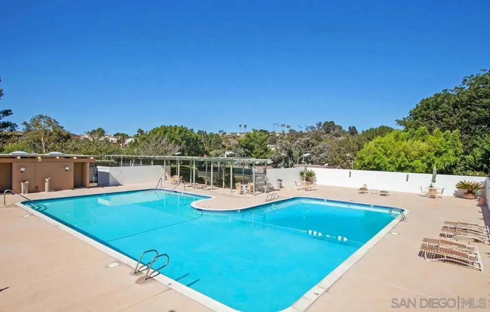 2286 Caminito Preciosa Norte La Jolla, CA 92037