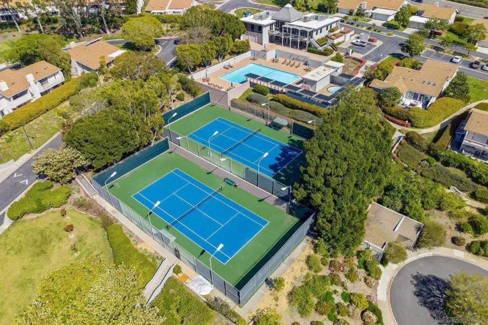 2286 Caminito Preciosa Norte La Jolla, CA 92037