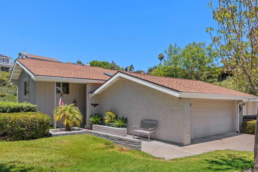 2286 Caminito Preciosa Norte La Jolla, CA 92037