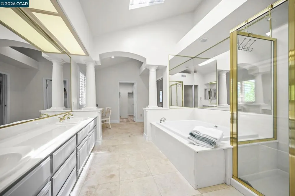 3385 Green Meadow Dr Danville, CA 94506