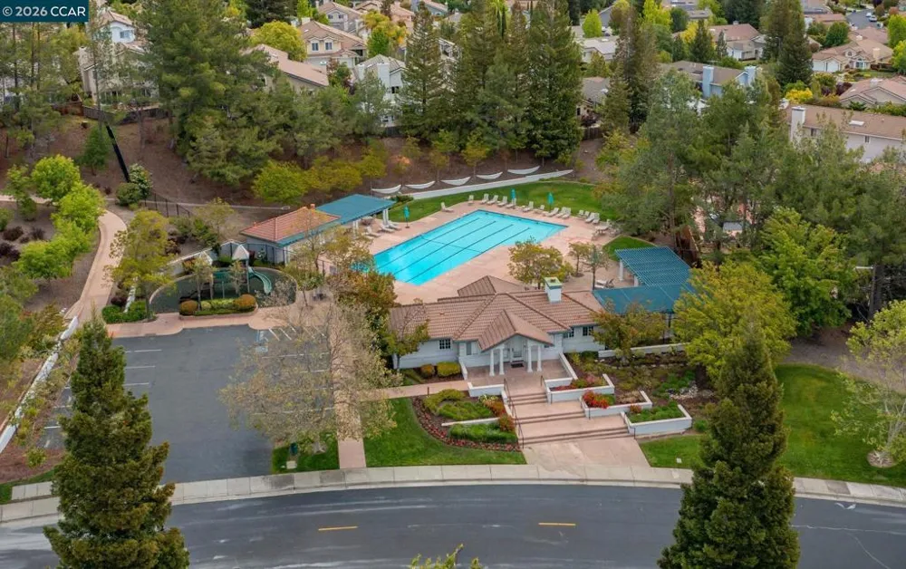 3385 Green Meadow Dr Danville, CA 94506