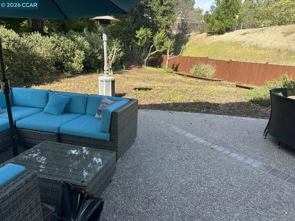 3385 Green Meadow Dr Danville, CA 94506