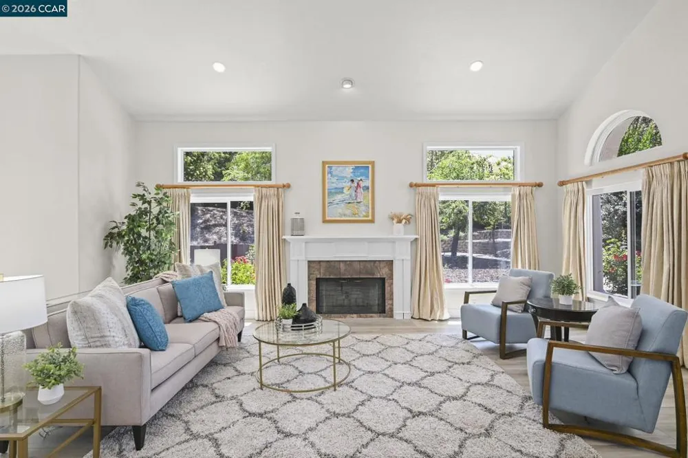 3385 Green Meadow Dr Danville, CA 94506