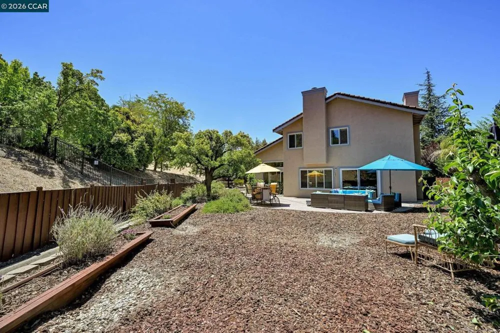 3385 Green Meadow Dr Danville, CA 94506