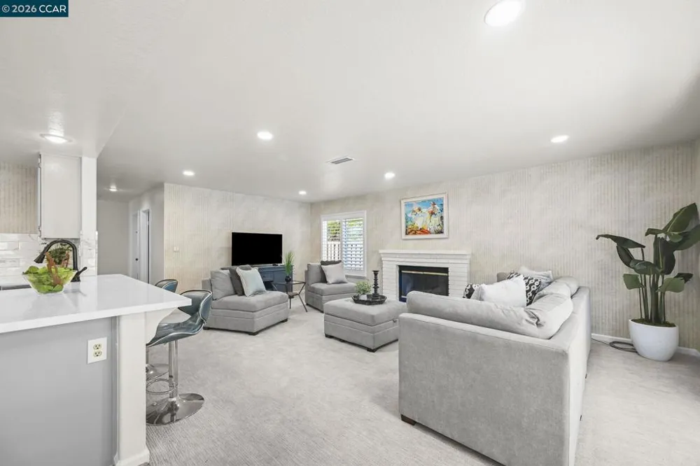 3385 Green Meadow Dr Danville, CA 94506