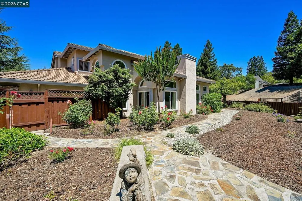3385 Green Meadow Dr Danville, CA 94506