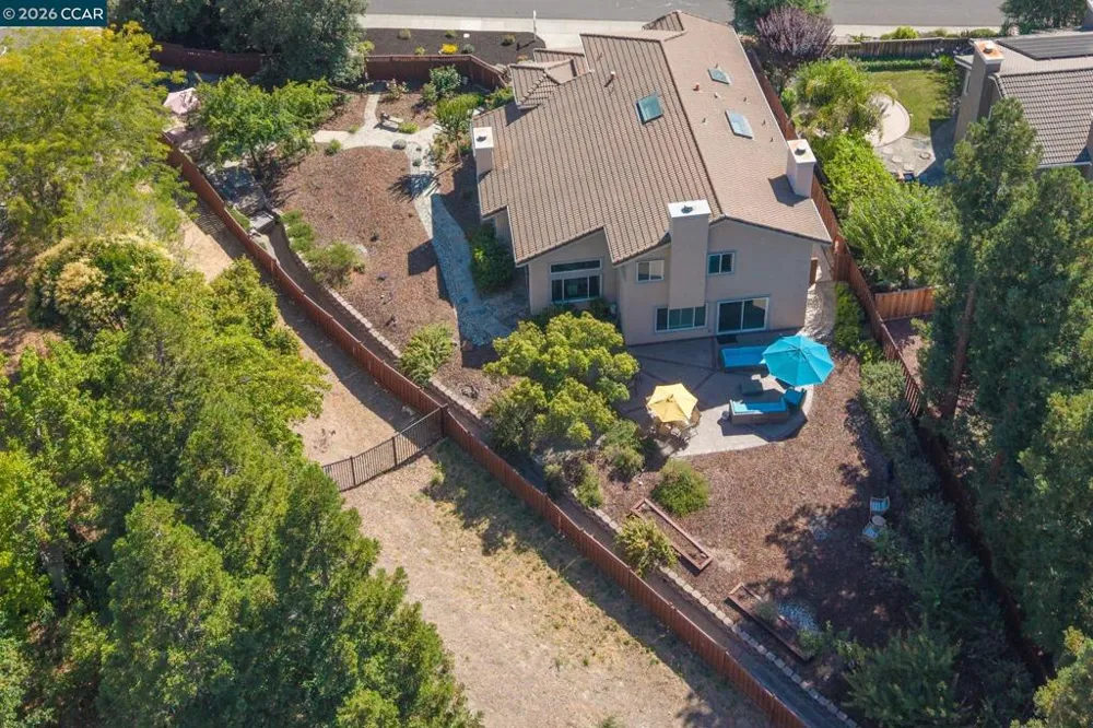 3385 Green Meadow Dr Danville, CA 94506