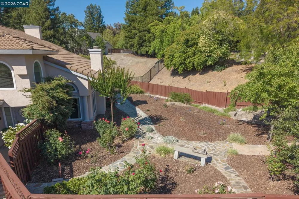 3385 Green Meadow Dr Danville, CA 94506