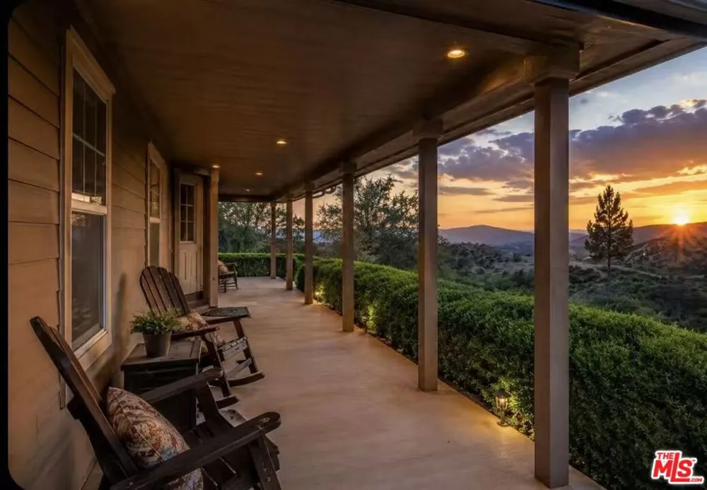 18087 Newview Drive Lake Hughes, CA 93532