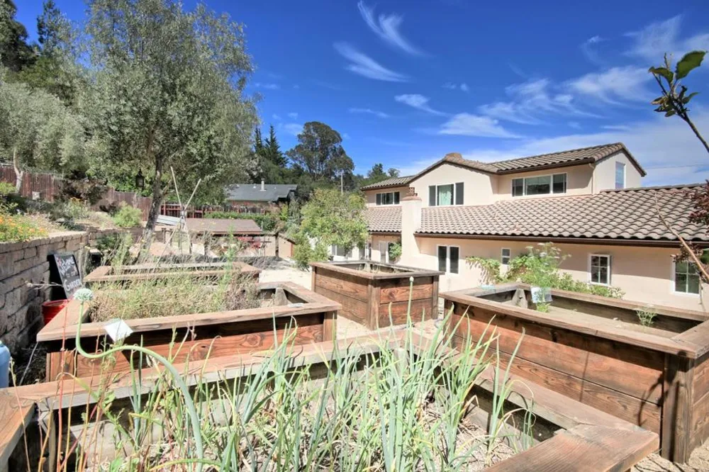 Address Not Shown Aptos, CA 95003