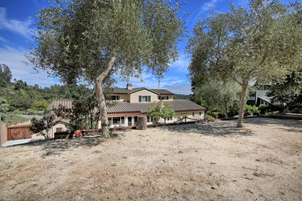 Address Not Shown Aptos, CA 95003