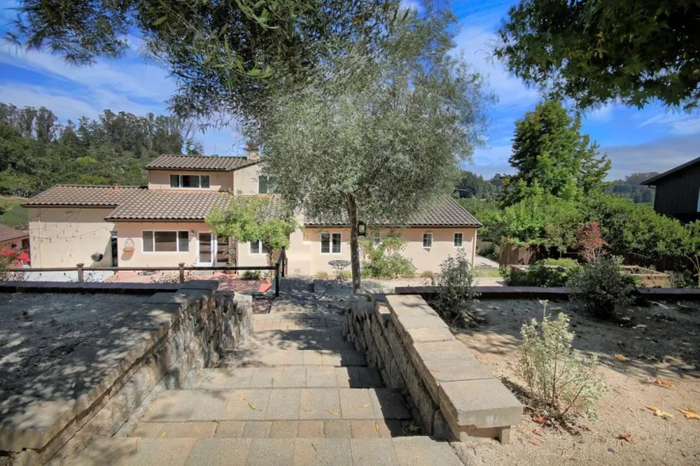Address Not Shown Aptos, CA 95003