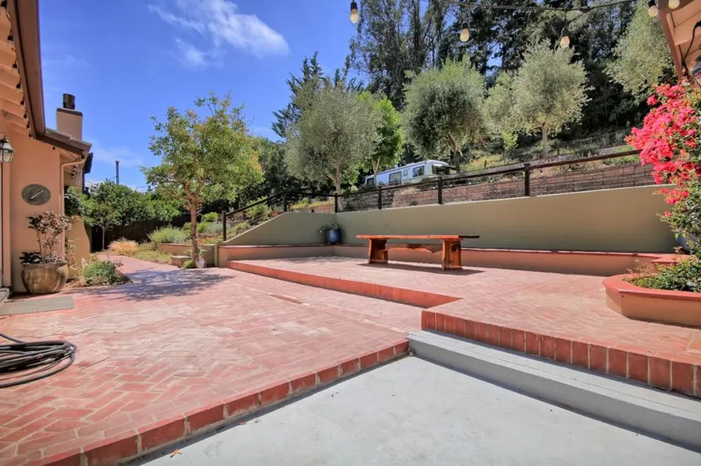 Address Not Shown Aptos, CA 95003