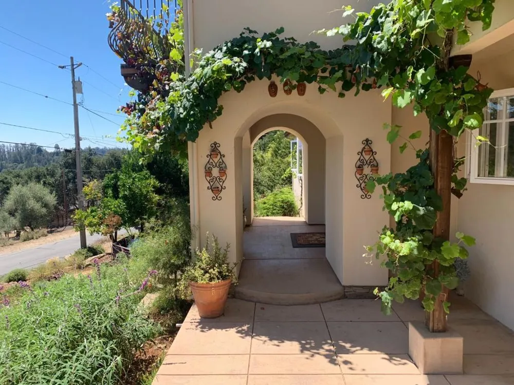 Address Not Shown Aptos, CA 95003