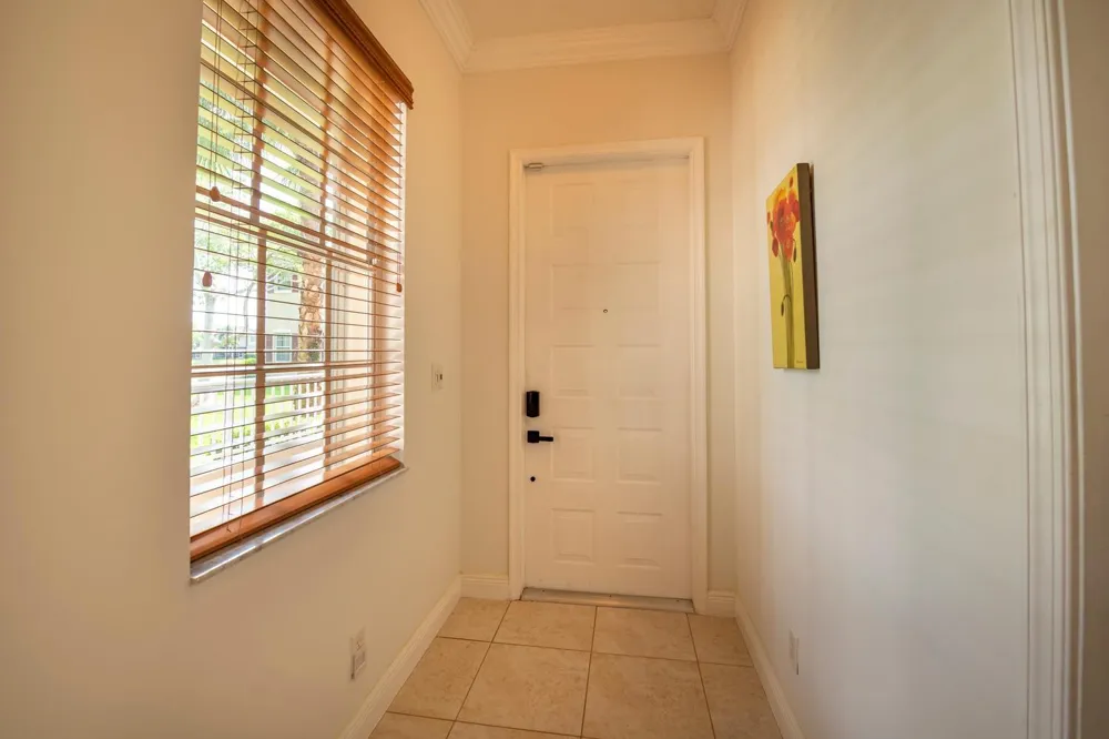 3501 Lakeside Drive Davie, FL 33328