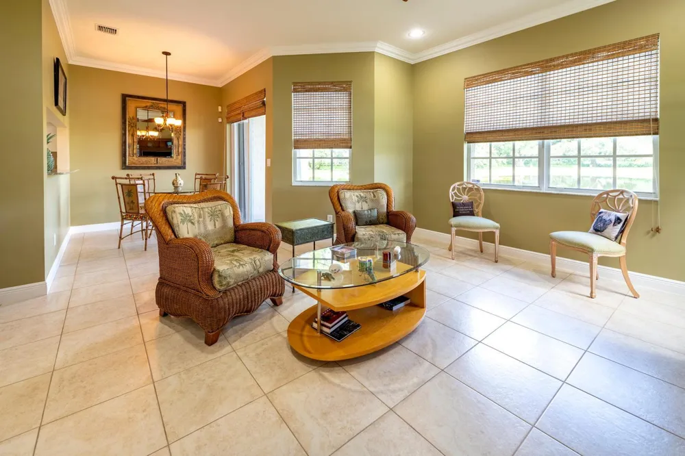 3501 Lakeside Drive Davie, FL 33328