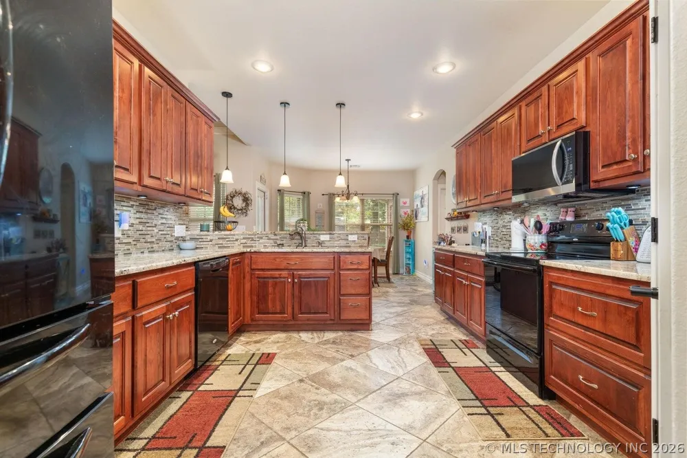 29524 S 585 COURT Grove, OK 74344