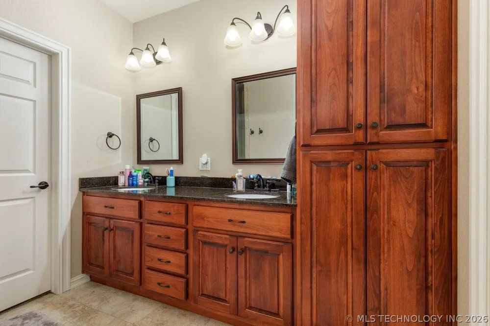29524 S 585 COURT Grove, OK 74344