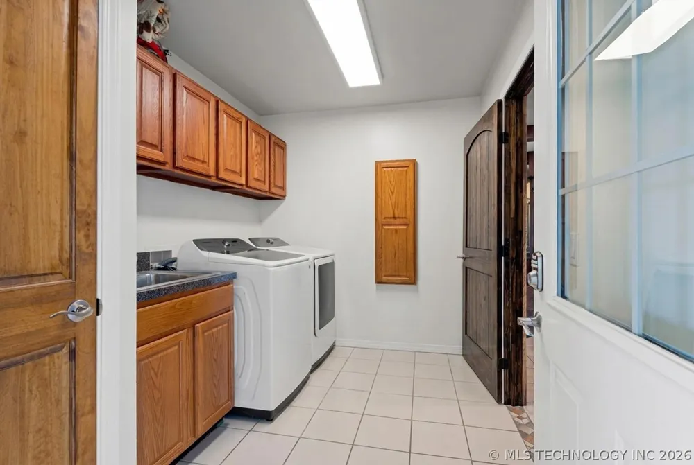 29498 S 4520 ROAD Afton, OK 74331