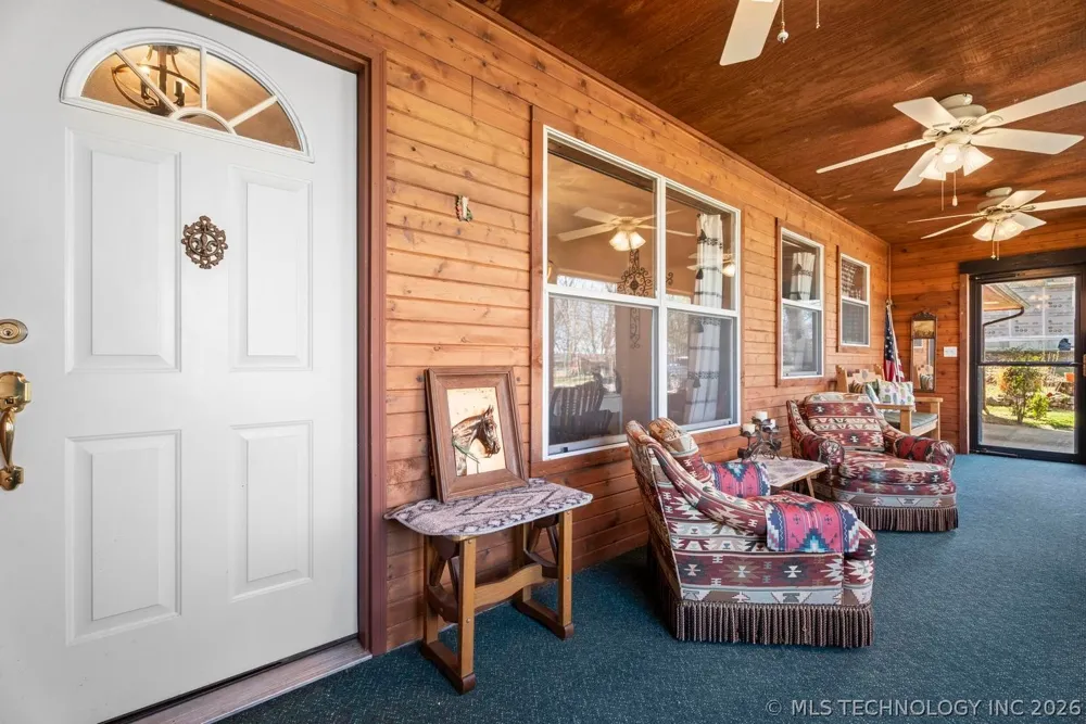 1106 Red Bud Drive Grove, OK 74344