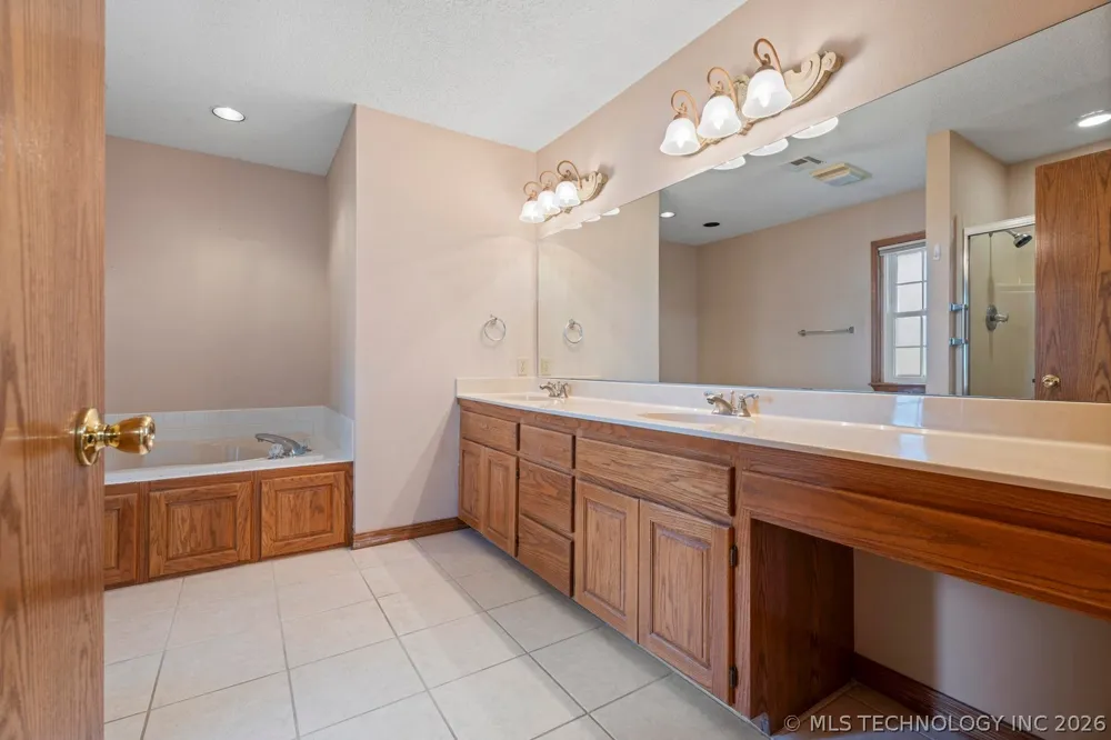 3112 Buffalo Grove, OK 74344