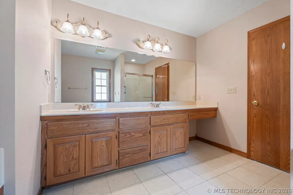 3112 Buffalo Grove, OK 74344