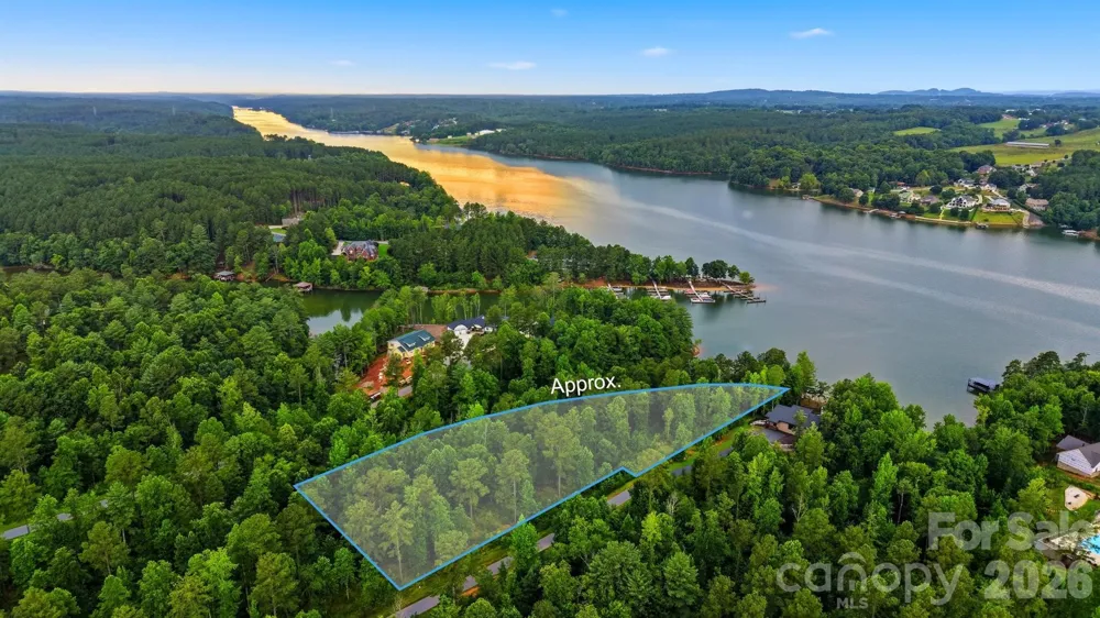2250 Windom Peak Summit Connelly Springs, NC 28612