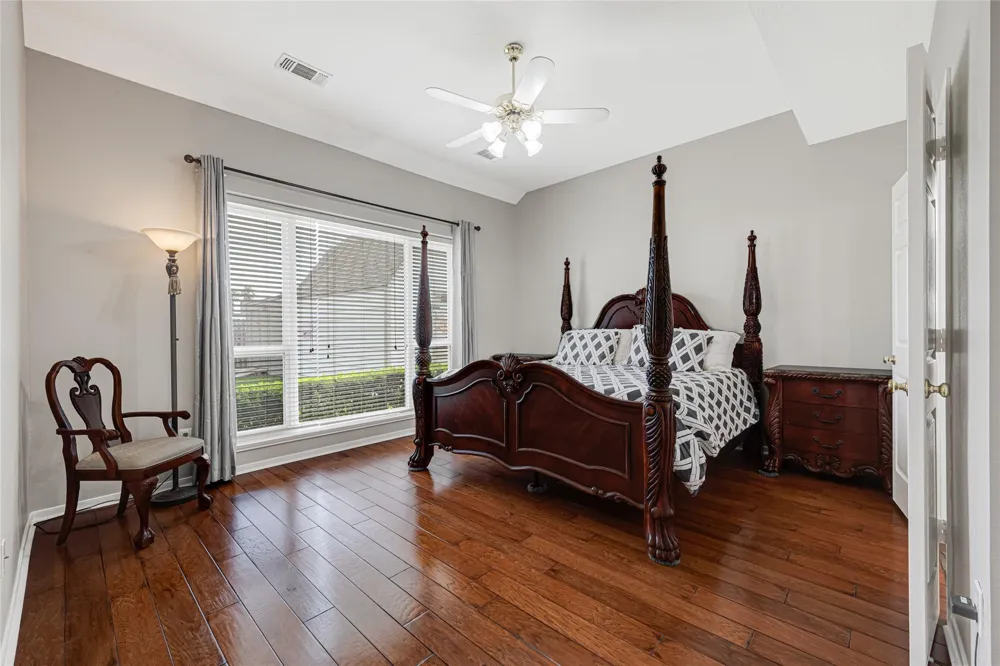2205 W Van Trease Drive Deer Park, TX 77536