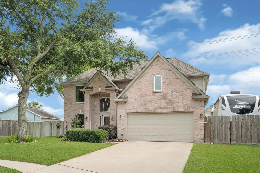 2205 W Van Trease Drive Deer Park, TX 77536