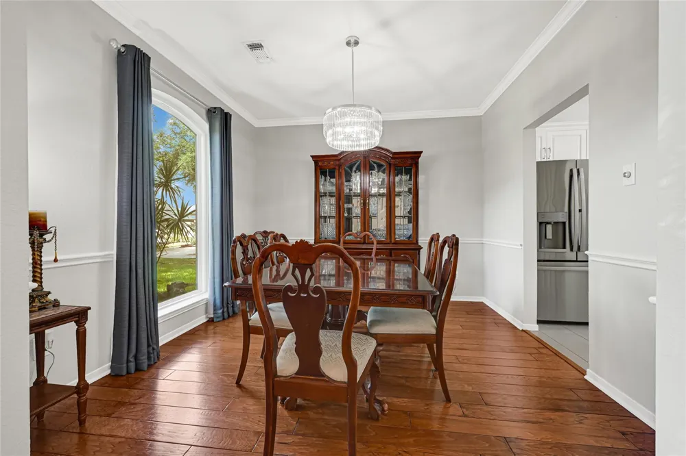 2205 W Van Trease Drive Deer Park, TX 77536