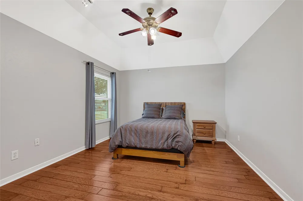 2205 W Van Trease Drive Deer Park, TX 77536