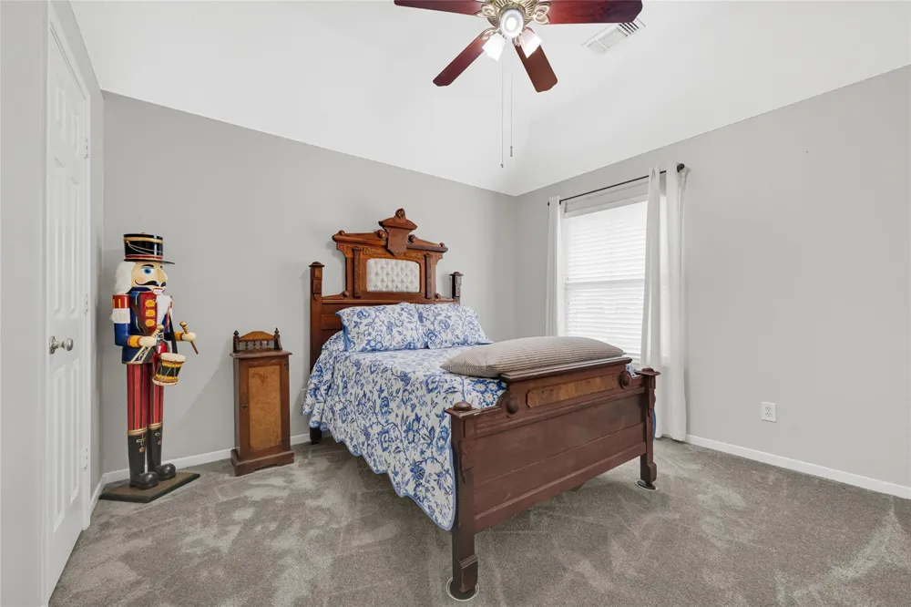 2205 W Van Trease Drive Deer Park, TX 77536