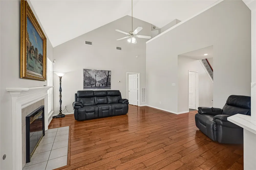 2205 W Van Trease Drive Deer Park, TX 77536