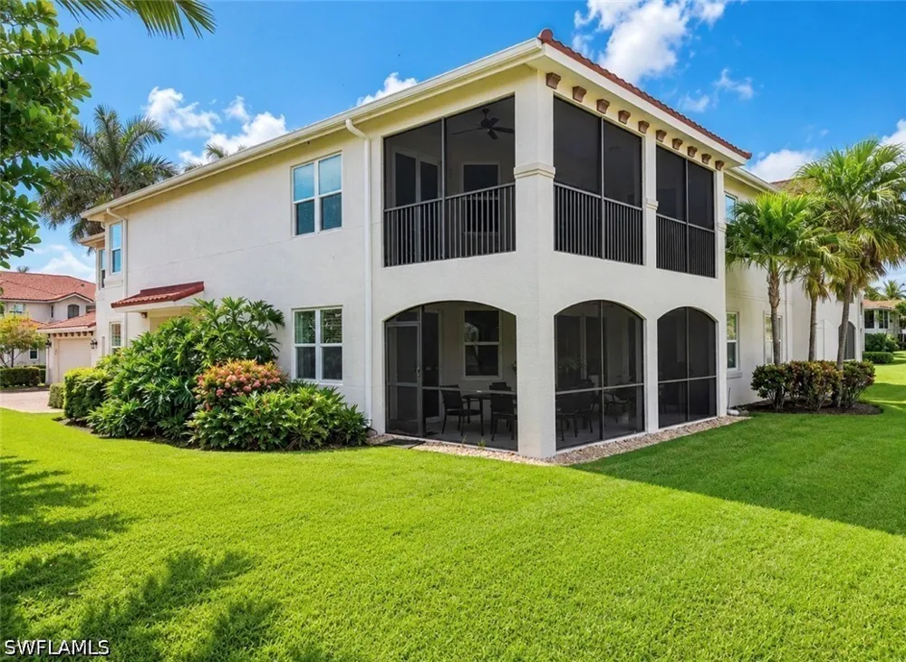 Rialto Way #102 Naples, FL 34114