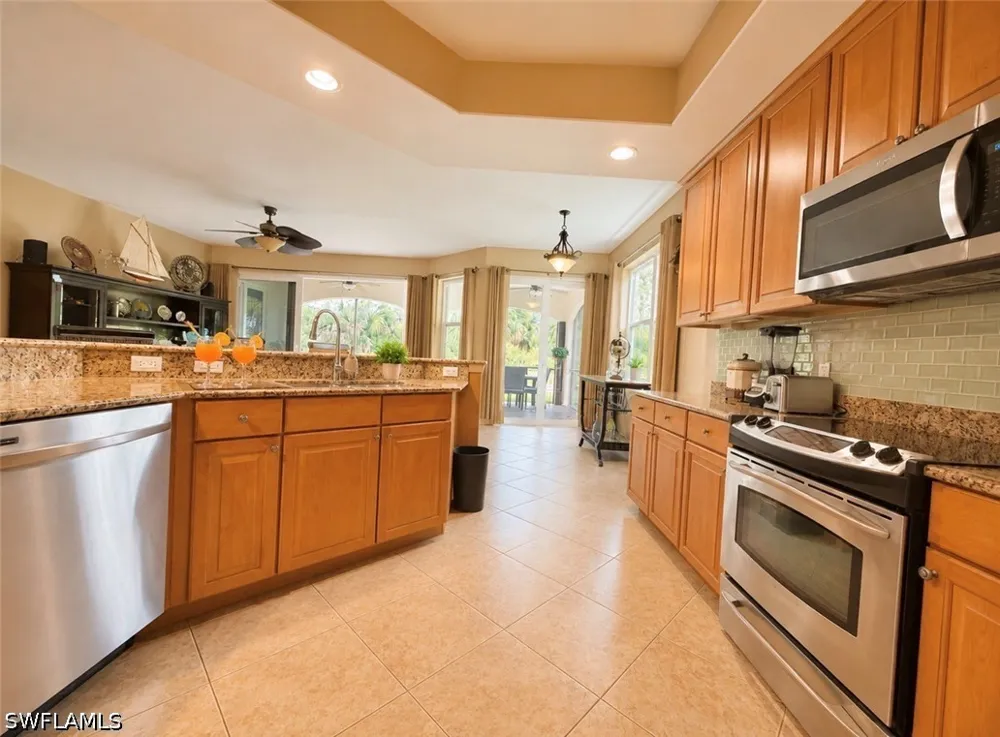 Rialto Way #102 Naples, FL 34114