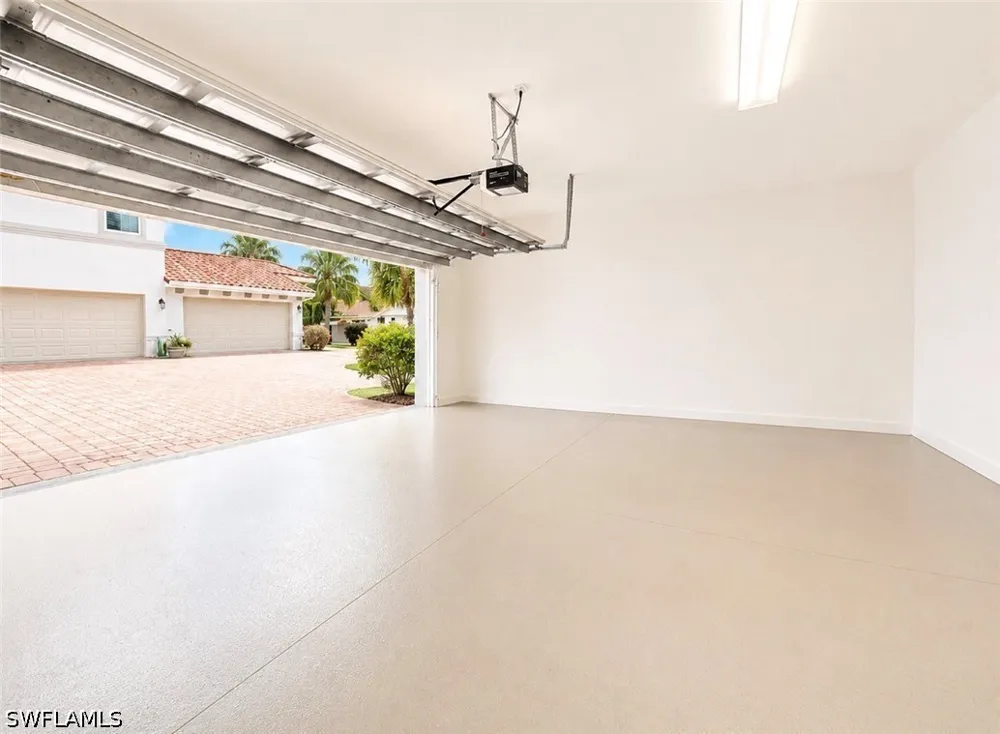 Rialto Way #102 Naples, FL 34114