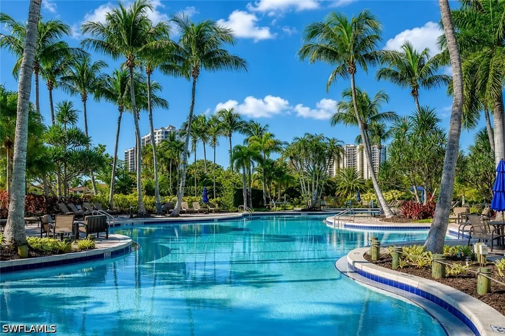Rialto Way #102 Naples, FL 34114