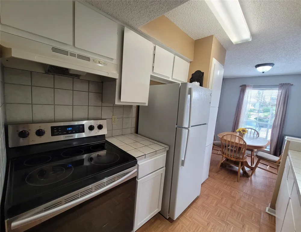 3919 Fairmont Parkway #255 Pasadena, TX 77504