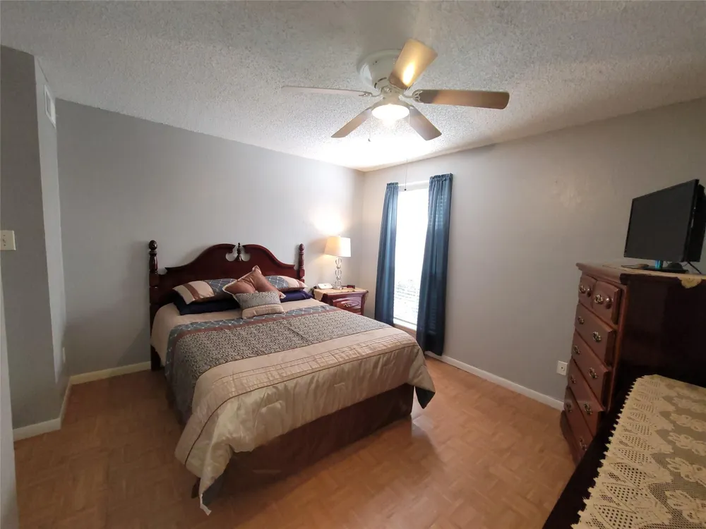 3919 Fairmont Parkway #255 Pasadena, TX 77504