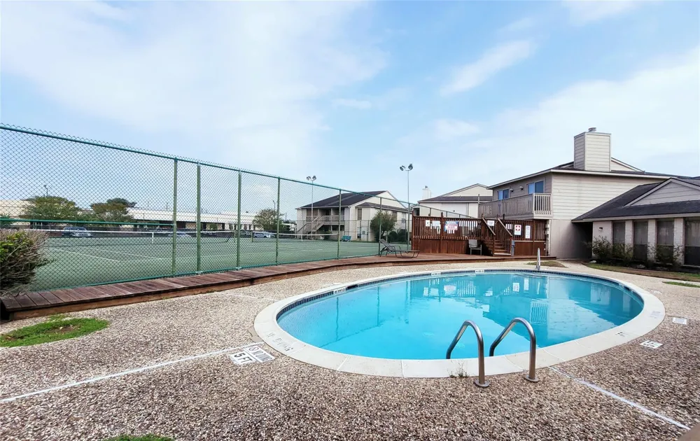 3919 Fairmont Parkway #255 Pasadena, TX 77504