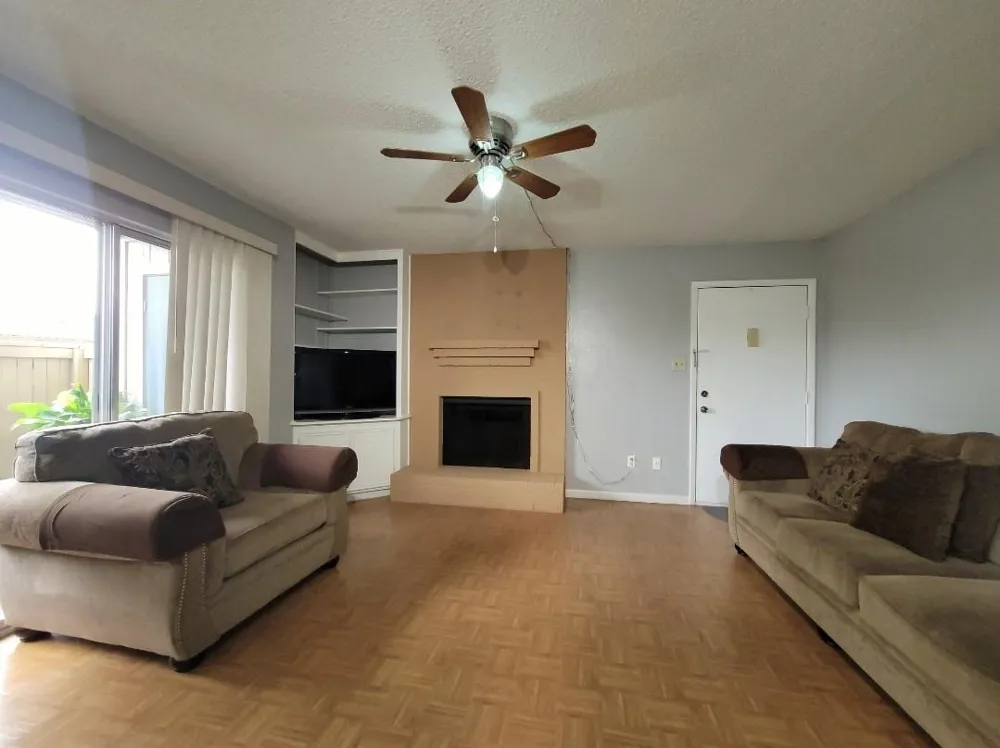3919 Fairmont Parkway #255 Pasadena, TX 77504