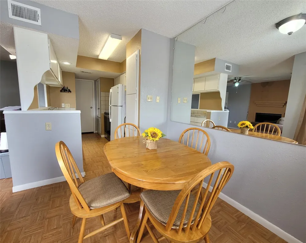 3919 Fairmont Parkway #255 Pasadena, TX 77504
