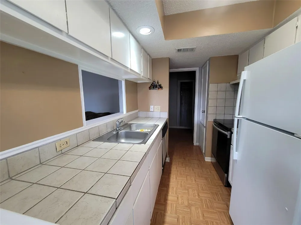 3919 Fairmont Parkway #255 Pasadena, TX 77504