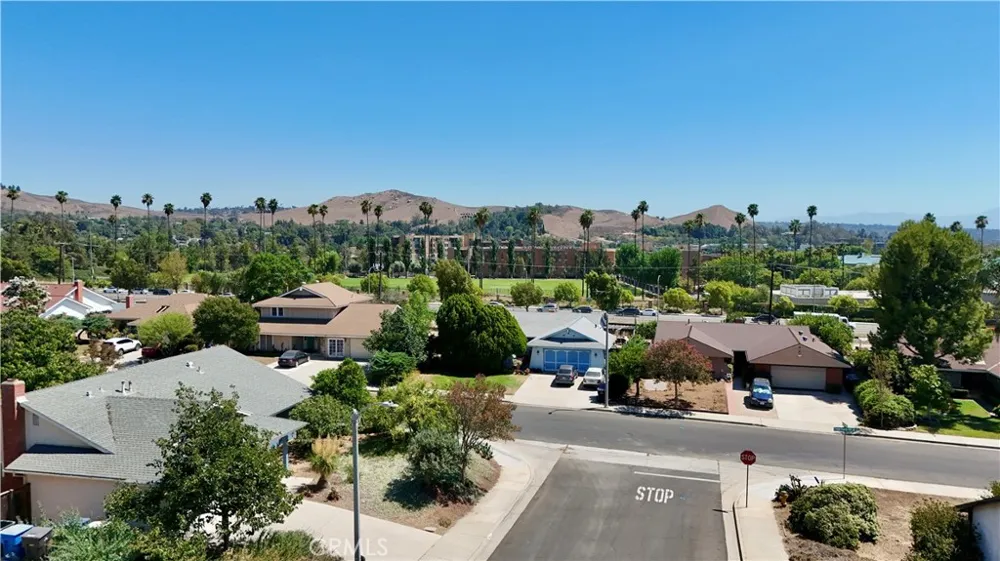 3430 Bahia Riverside, CA 92507