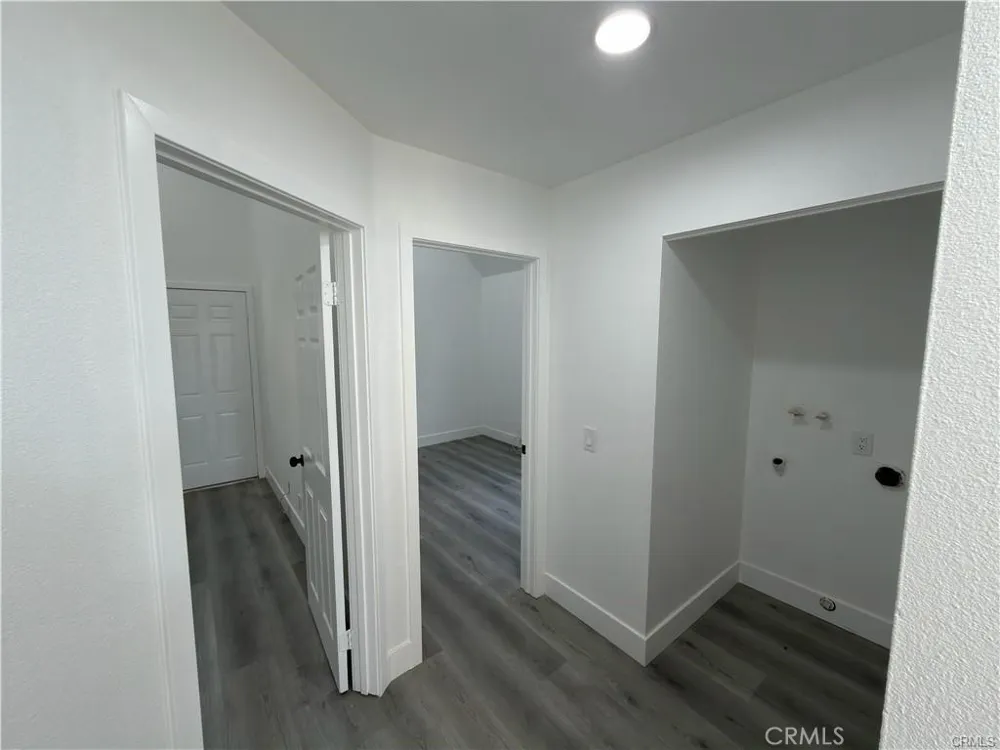 14560 Woodland Fontana, CA 92337